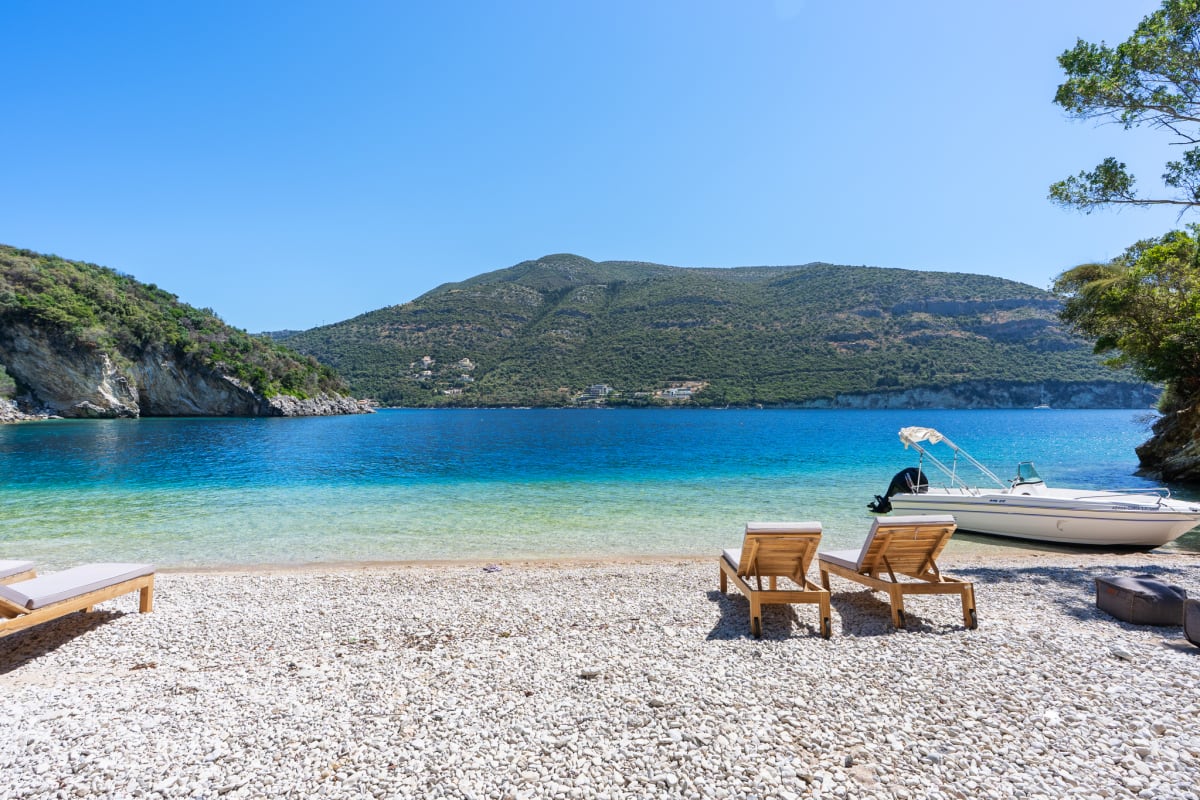 Sea Whisper · Villa accessible uniquement par bateau