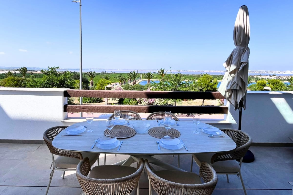  Appartement La Calienta  : Vue lagune rose et piscine