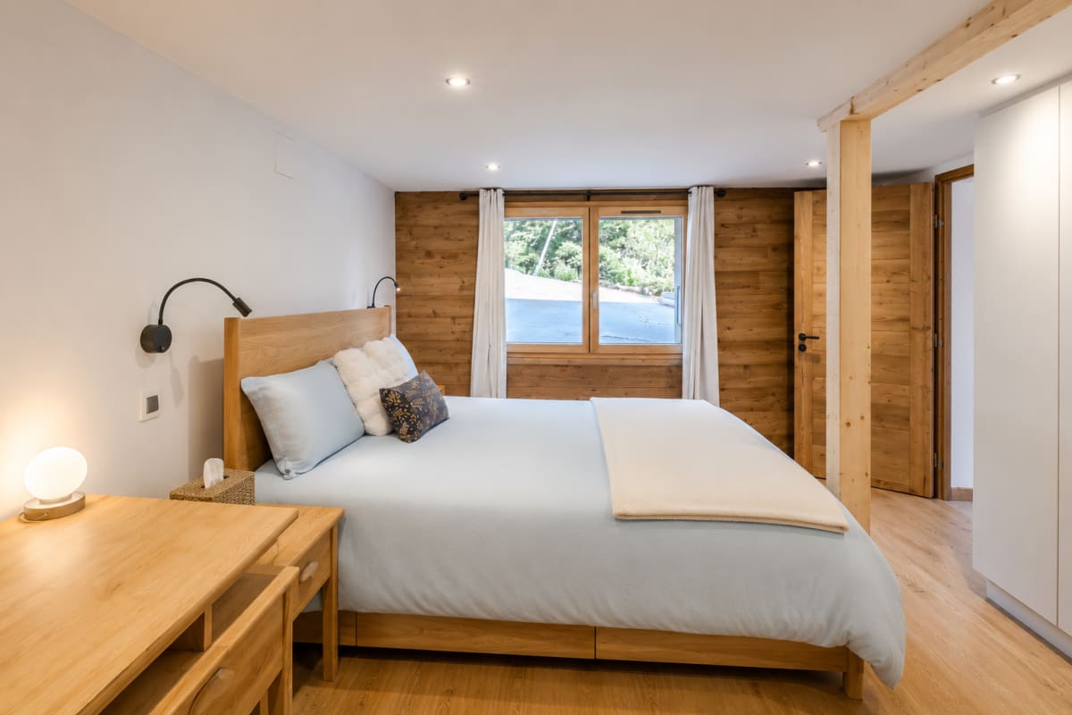 Chalet   Slow Chalet Archange Authentique Familial, vue montagne • 5 min des pistes 