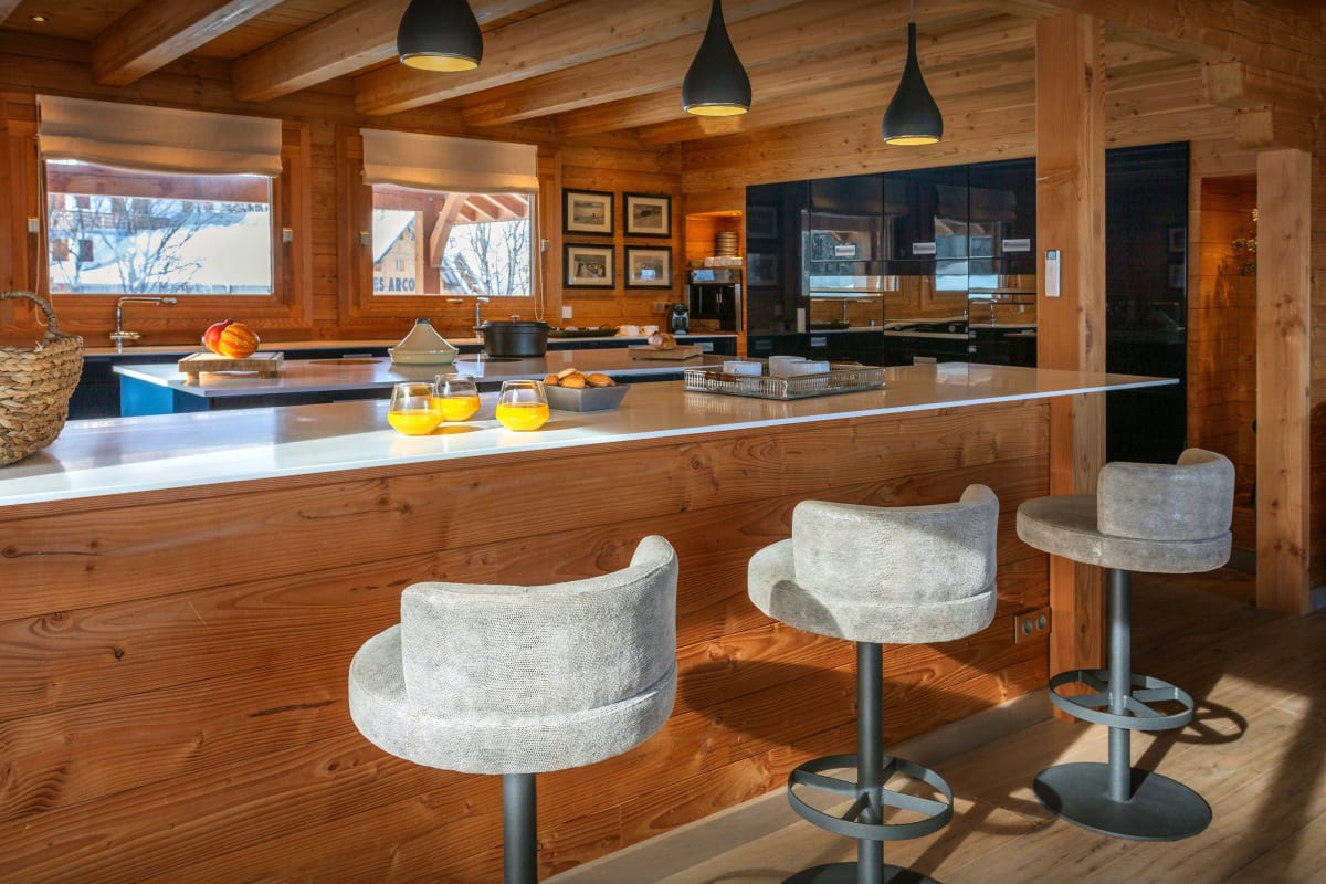  Chalet pour 15 au pied des pistes, avec piscine et sauna - OVO Network 
