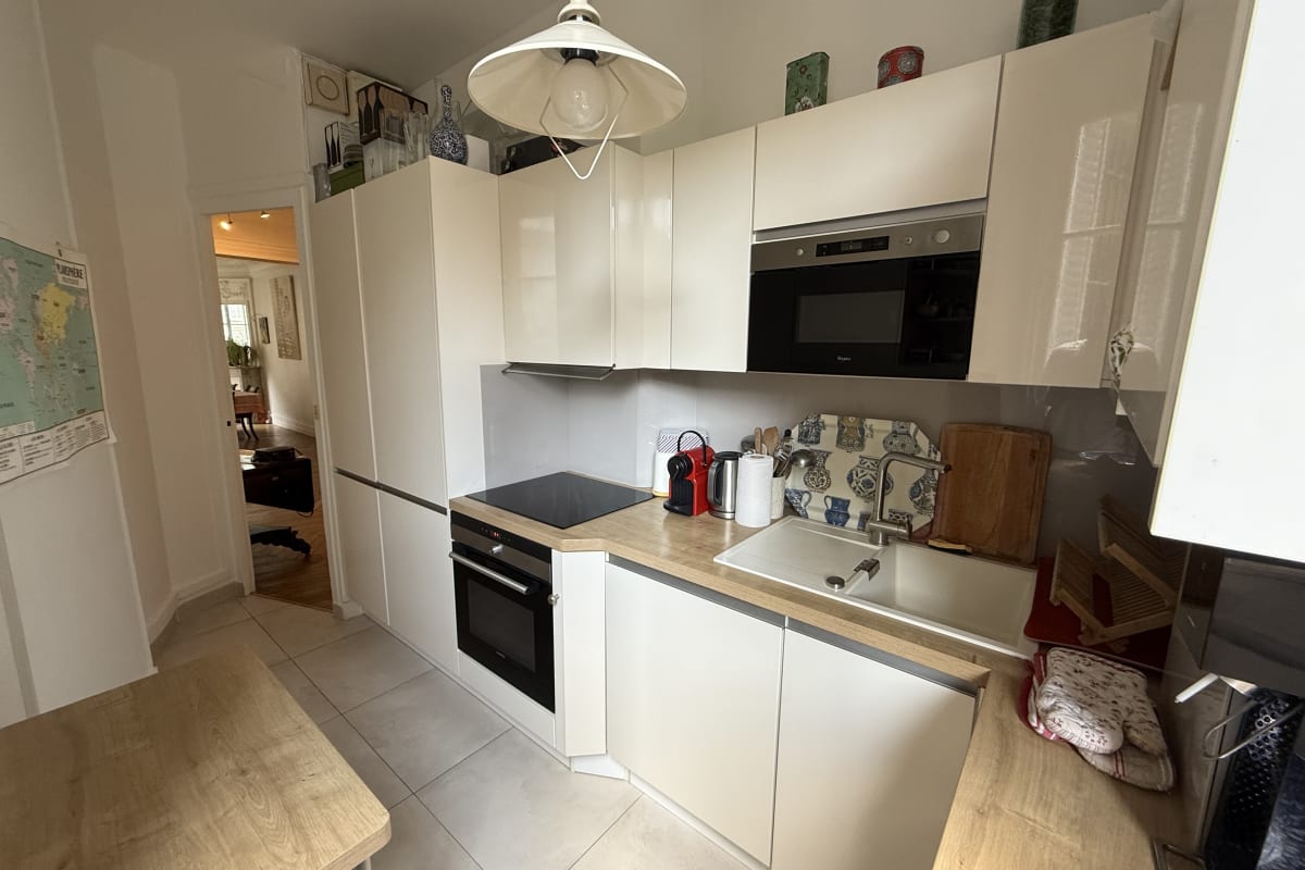 Immobilier Grand appartement calme avec balcon à Paris 12  