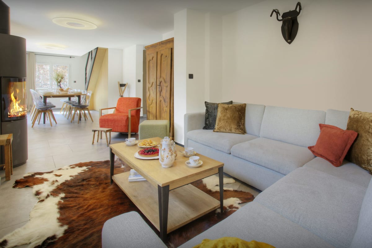  immobilier  Séjour alpin 9p avec accès facile aux pistes - OVO Network