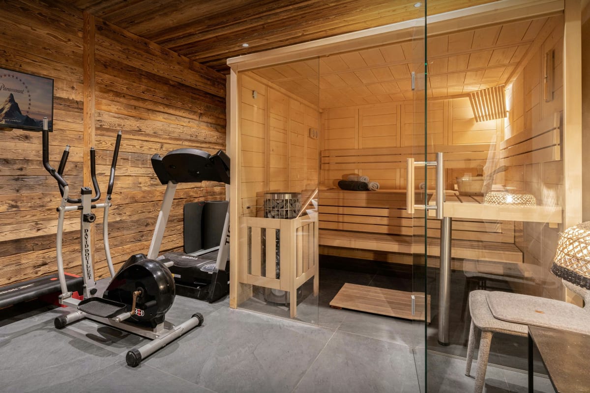 Chalet Somptueux chalet pour 14 avec piscine chauffée, sauna et gym - OVO Network 
