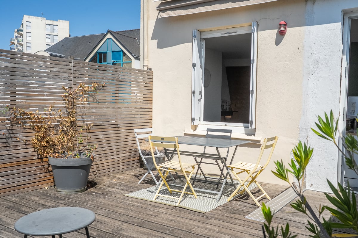 Immobilier Cocon Cosy avec Grande Terrasse & Parking  