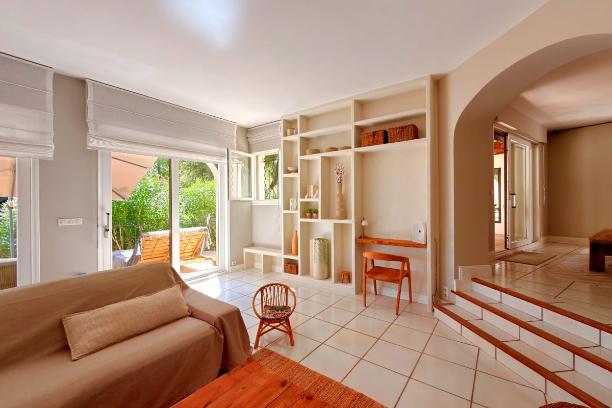  immobilier  Villa provençale avec piscine & vue