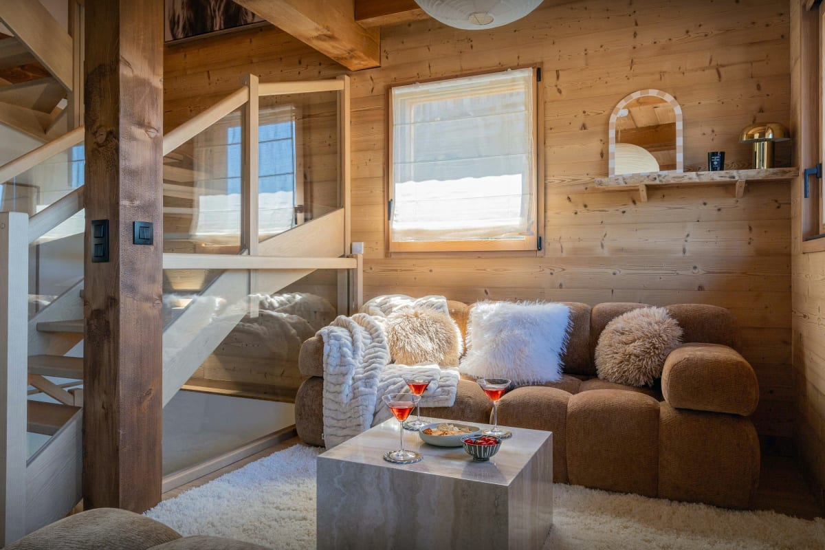 Immobilier Chalet mitoyen au plus près des pistes de La Croix-Fry - OVO Network  