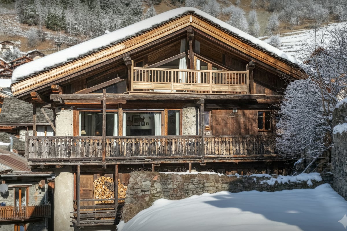  immobilier  Vaste chalet pour 15  avec sauna et terrasses - OVO Network