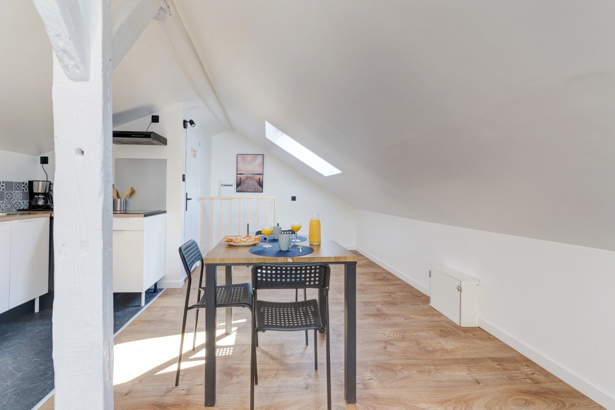Appartement Le Laon - Climatisation - Proche tram 