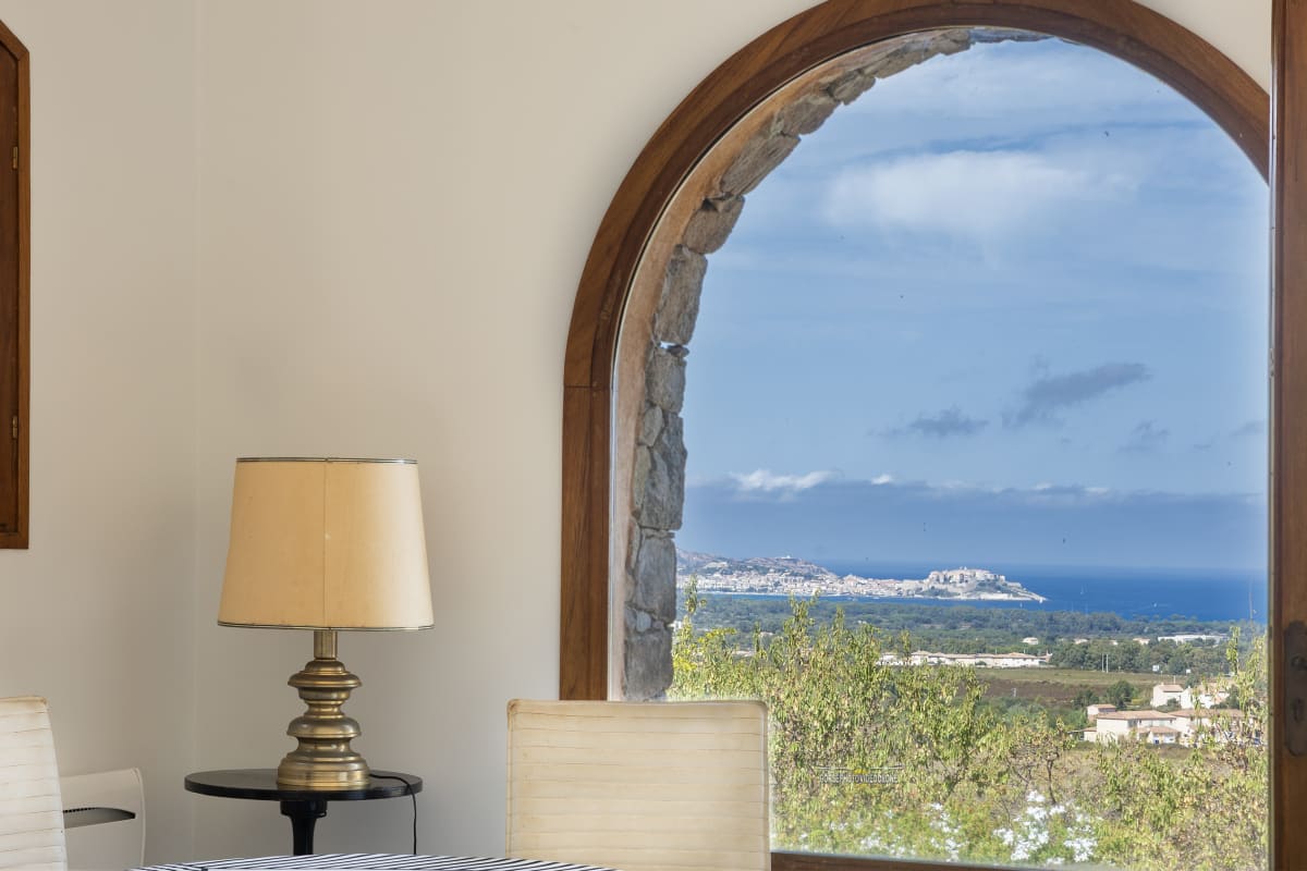 Maison   Maison Camellu – Propriété de charme au cœur des oliviers, vue mer