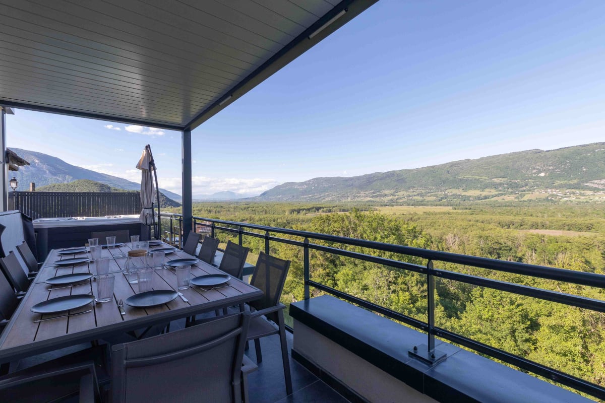 Les Terrasses du Lac -vue lac & montagnes, jacuzzi