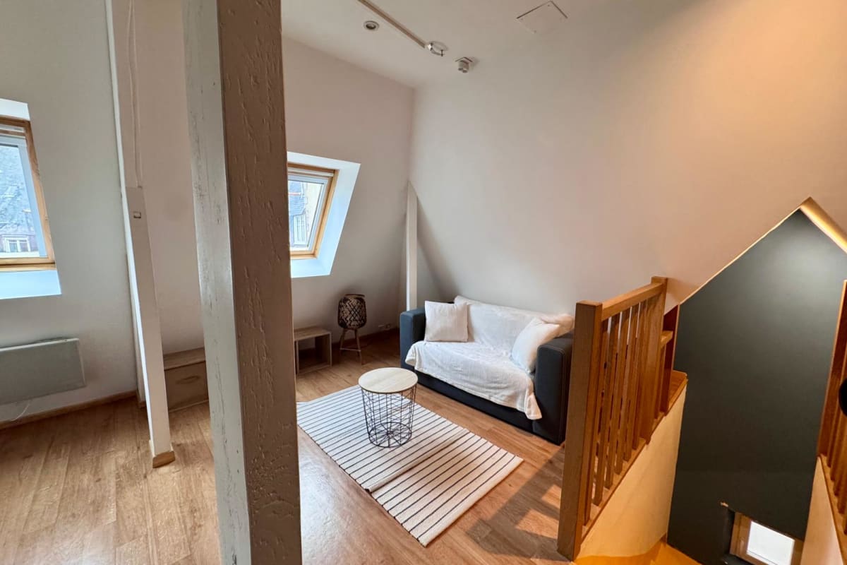  Appartement Studio lumineux au cœur d’Intra-Muros