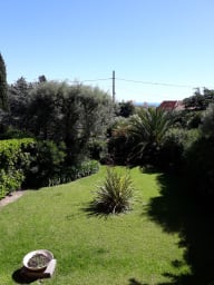 Aperçu depuis terrasse. Vue dégagée, sans vis à vis, au calme.