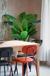 Table à manger avec assises