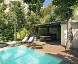 rental-family-prestigious-maison-lumea-paris-outside-swimming-pool