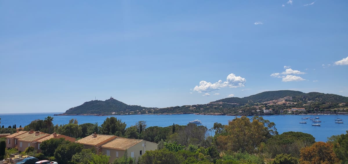  Appartement Lumineux appartement avec vue sur mer
