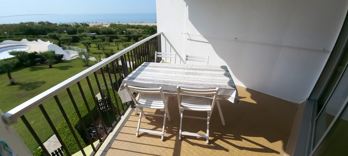Immobilier Lumineux 26 m² avec piscine et vue sur mer  