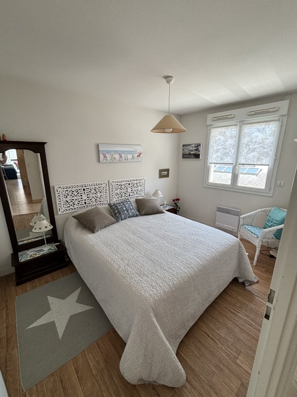 Appartement centre ville avec parking proche grande  plage
