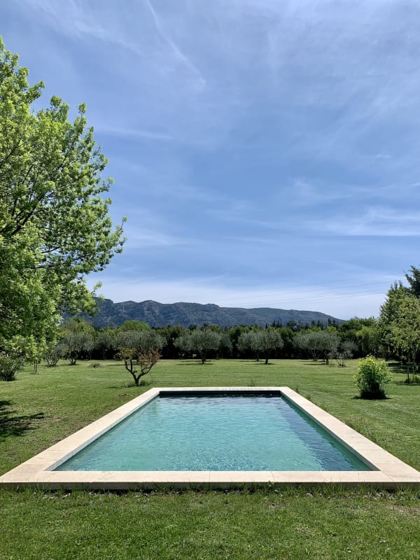 Luberon - vue panoramique et piscine chauffée 