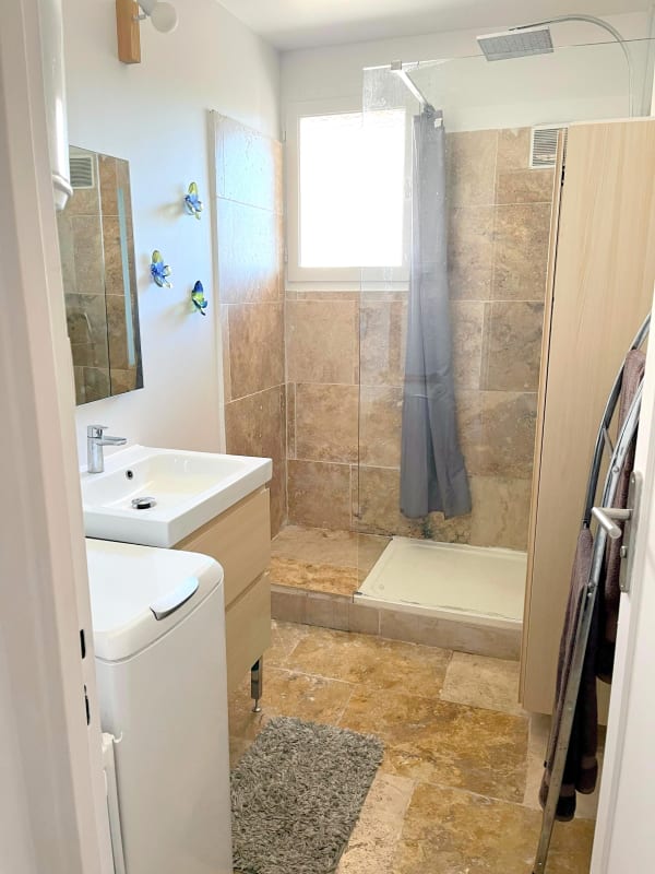 Immobilier Appartement T3 avec balcon proche de la mer  