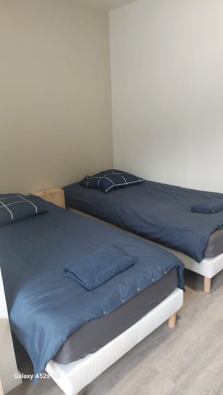 Appartement   Studio 5 moderne avec WiFi et stationnement
