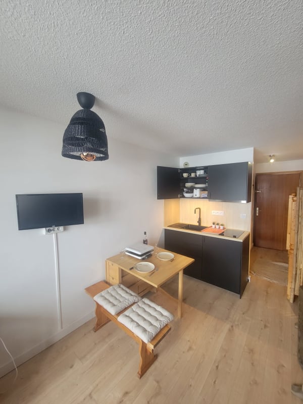  Studio confortable et cosy, vue sur la montagne, 4 personnes, parking 