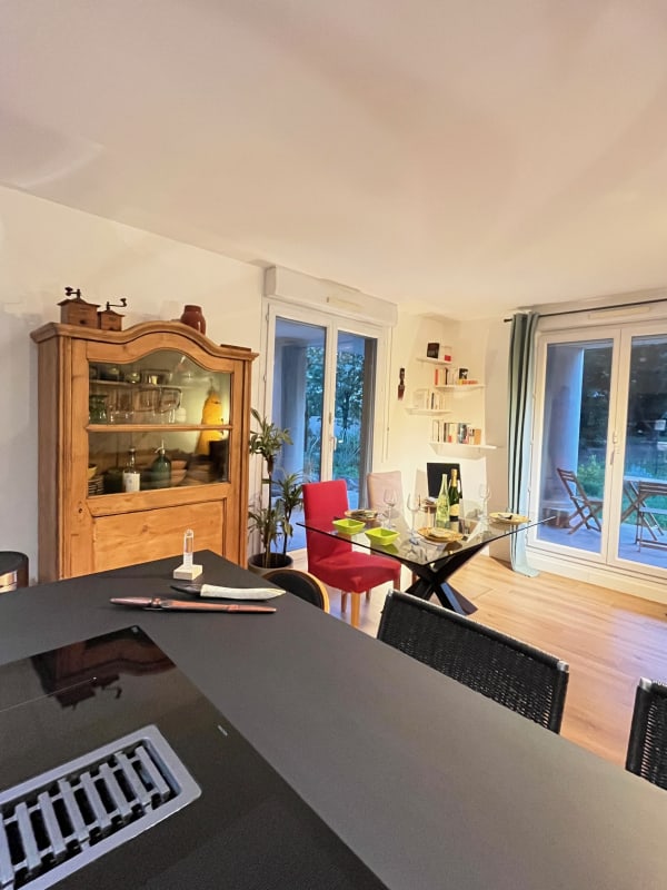 Appart avec jardin et terrasse à Aix