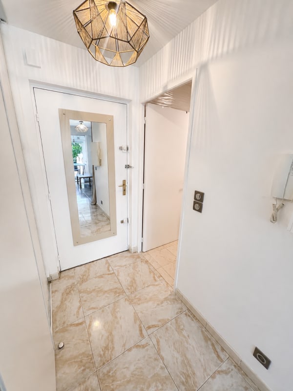 Appartement Studio avec jardin privé, climatisation et parking 