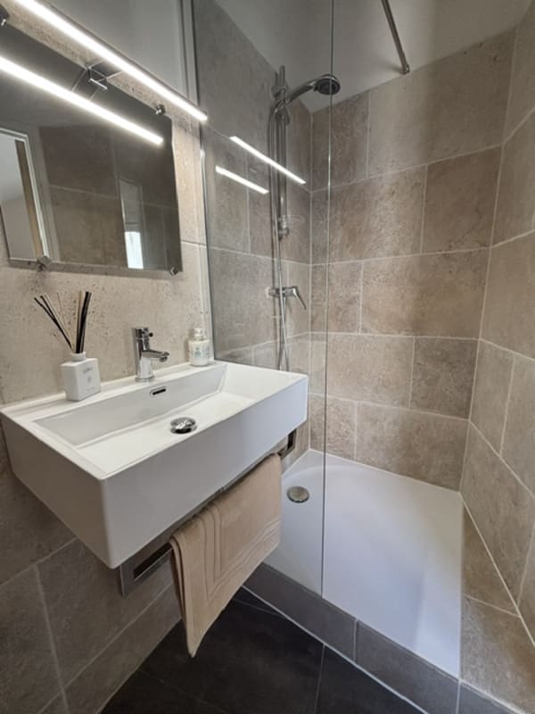 Immobilier Appartement avec Terrasse au centre ville  