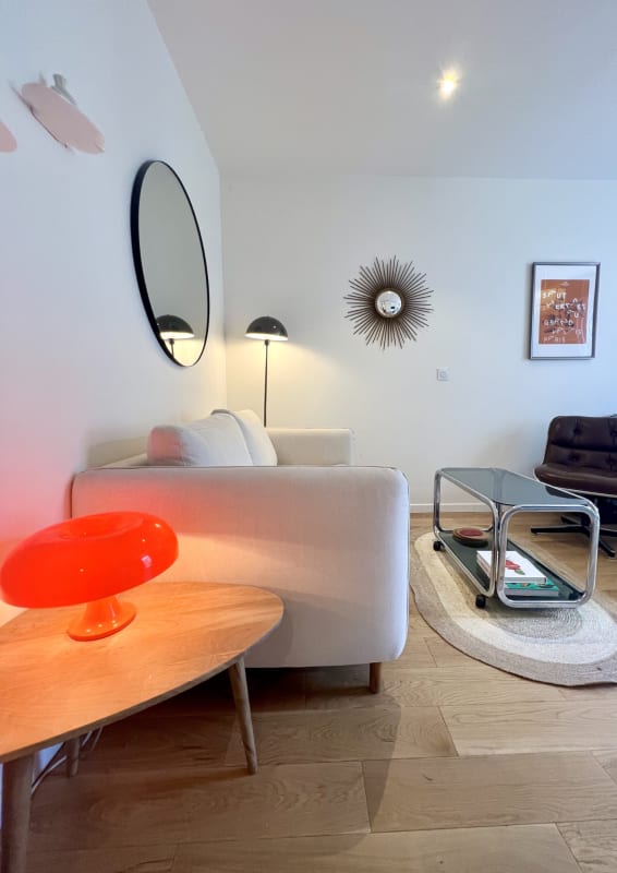  Appartement Montmartre, Place du Tertre · Calme & lumineux