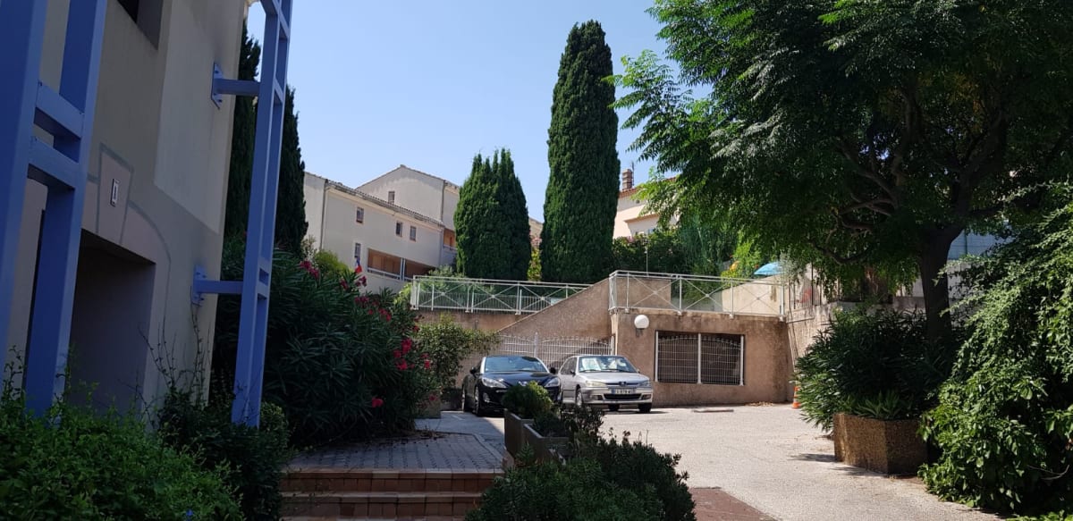 Immobilier Appartement 2 chambres avec terrasse et parking  