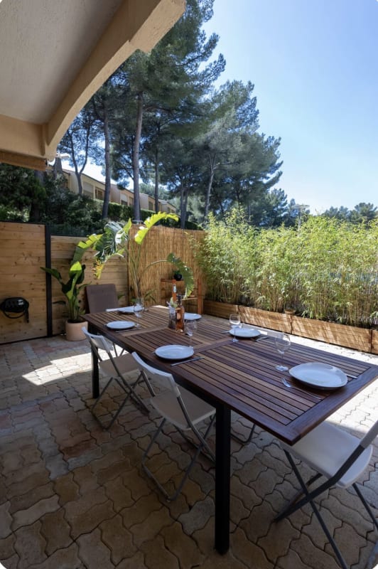  Appartement Appart avec grande terrasse, piscine et mer à pied