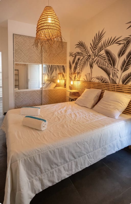 Appartement   Appart avec grande terrasse, piscine et mer à pied