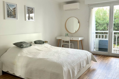 Air-conditioned Large bedroom with double bed (160)