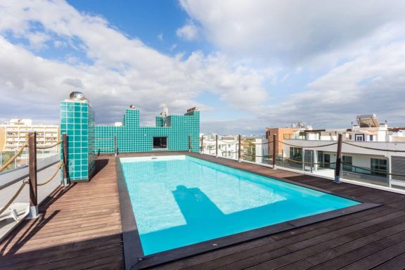 Lagos Marina Apartment mit Pool and Fitnesstudio