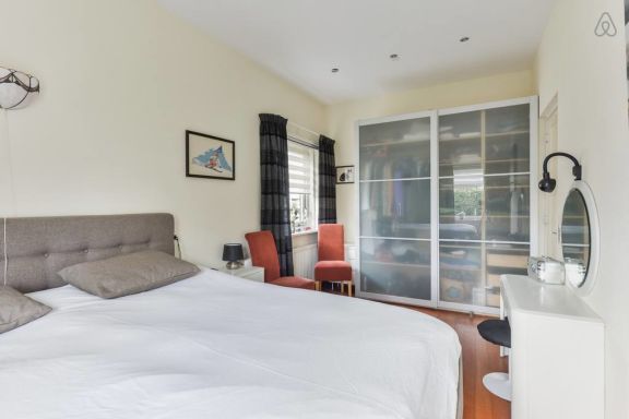 Spacious Family Home Halfweg