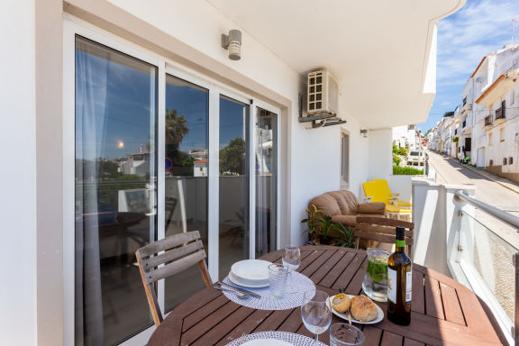 Mariners (5) - Bright and stylish apartment - 2-minute walk to the beach