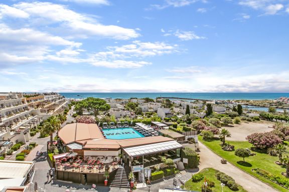 Luxury Beach Port nature