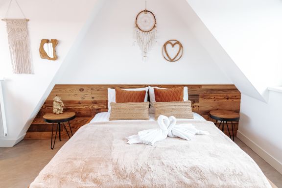 Bamboa Studio steps away from the beach