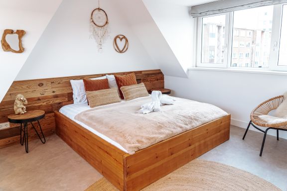 Bamboa Studio steps away from the beach