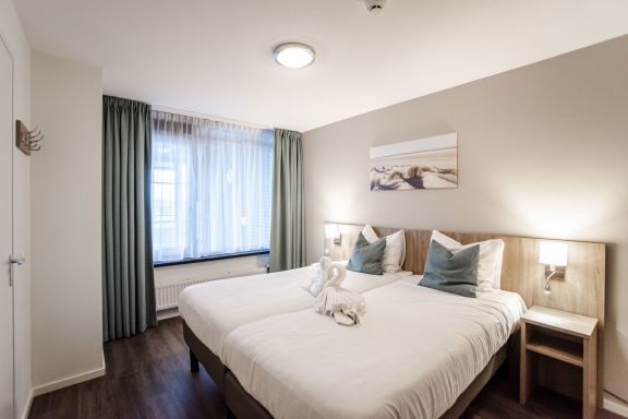 Spacious and luxurious first flloor apartment with balcony- Kaag  (11)