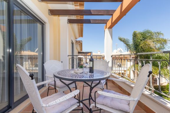 Santa Maria Apartment at Porto de Mos beach