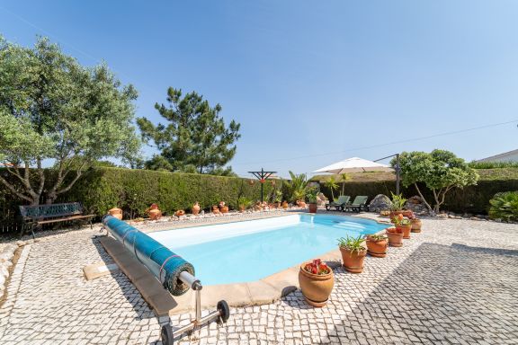 Bliss Villa