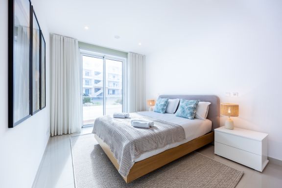 Adega Marina Apartments - Pool View 