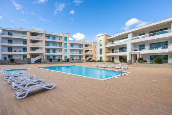 Adega Marina Apartments - Pool View 