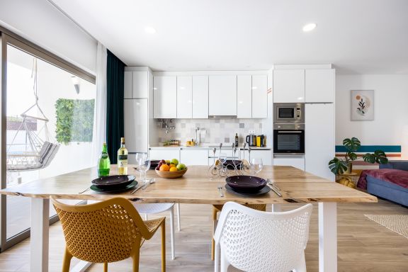 The Kuuyi Suite - Burgau