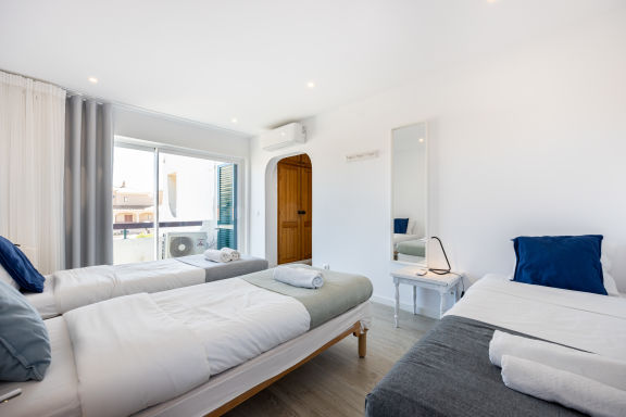 Apartment Júlio Pomar