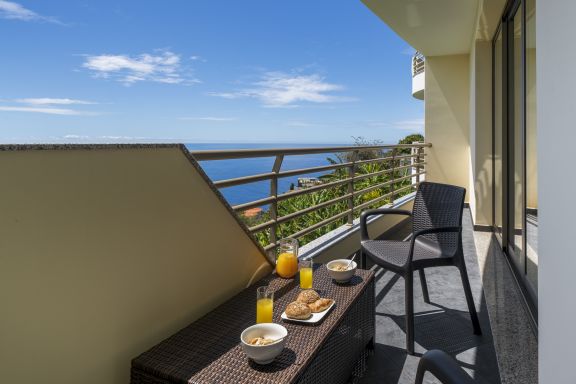Com piscina e vista mar - Calheta Victory View
