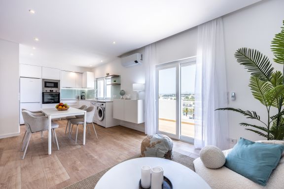 City Centre Ocean View Apartment
