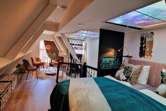 City Attic Haarlem, 4-Personen-Apartment mit Terrasse