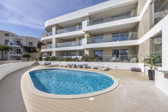 ZENTUNI Ocean front Lagos